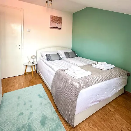 Apartment Localhost